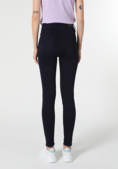 Image de 760 Diana Pantalon Denim Skinny Leg En Super Slim Fit Femme