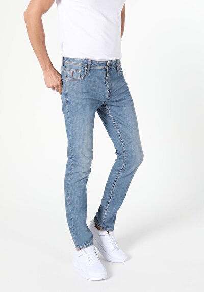 Image de 044 Karl Pantalon Denim Straight Leg  En  Straight Fit Homme