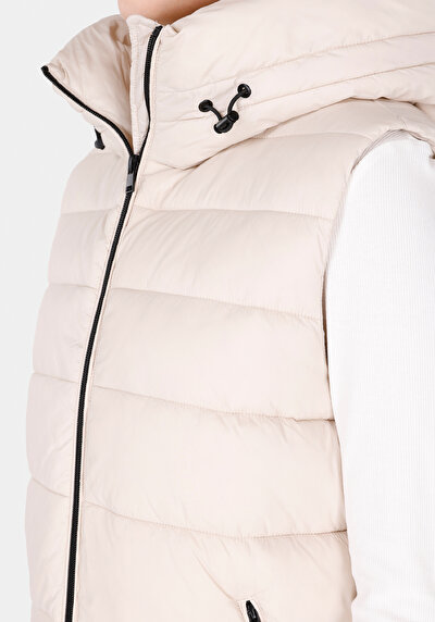 Afficher les détails de Gilet Beige Regular Fit Femme