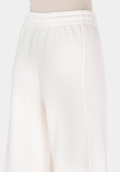 Afficher les détails de Pantalon De Survêtement Blanc Regular Fit Femme