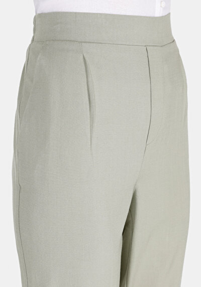 Afficher les détails de Pantalon Vert Straight Leg High Rise En Sergé Regular Fit Femme
