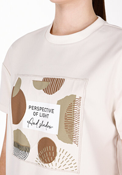 Image de T-shirt À Manches Courtes Ecru Regular Fit Imprimé Femme