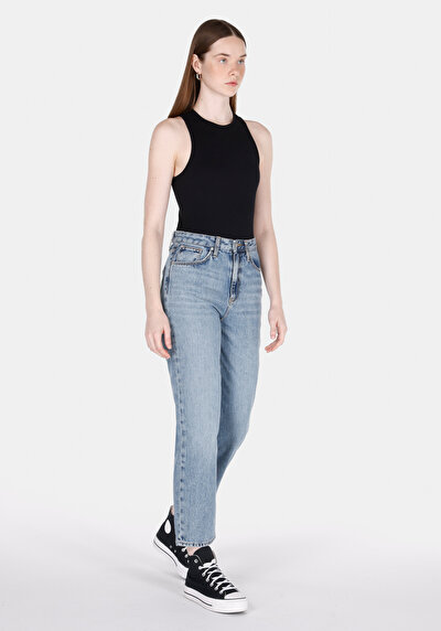 Image de 884 Lauren Pantalon Straight Leg High Rise En Jean Straight Fit Femme