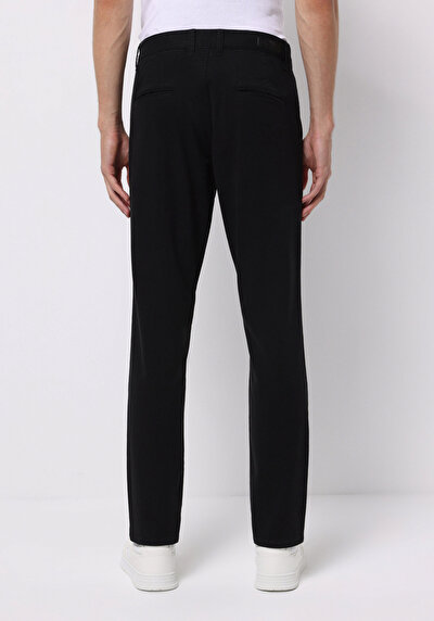 Image de Pantalon Noir Straight Leg Medium Rise En Gabardine Slim Fit Homme