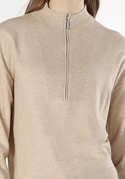 Afficher les détails de Pull Beige    Femme