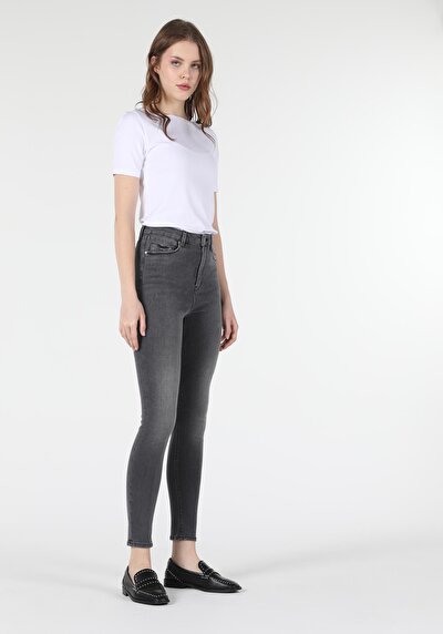 Image de 760 Diana Pantalon Denim Skinny  Leg  En  Super Slim Fit Femme