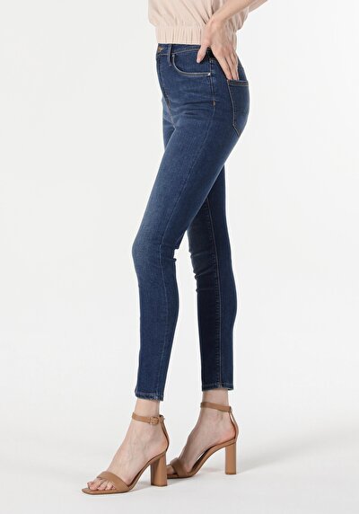 Image de 760 Diana Pantalon Bleu Skinny Leg En Super Slim Fit Femme