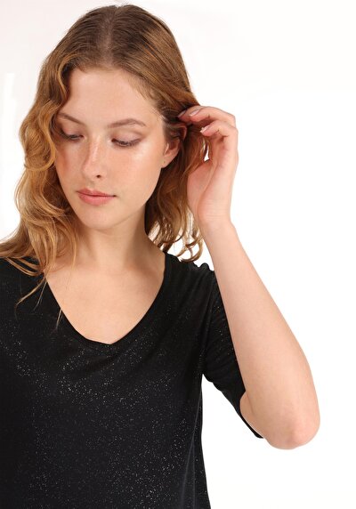 Image de T-shirt À Manches Courtes Noir Slim Fit  Femme