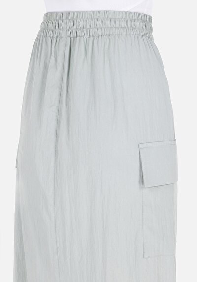 Afficher les détails de Jupe Vert Midi    Femme