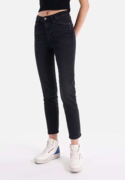 Image de 703 Carla Pantalon Denim En Slim Fit Femme