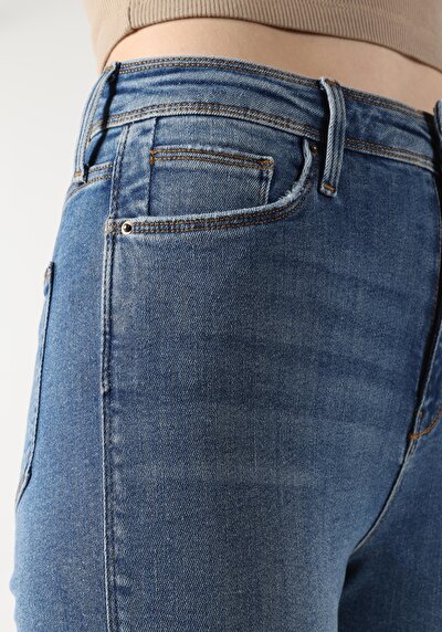 Afficher les détails de 760 Diana Pantalon Bleu   En  Skinny Fit Femme