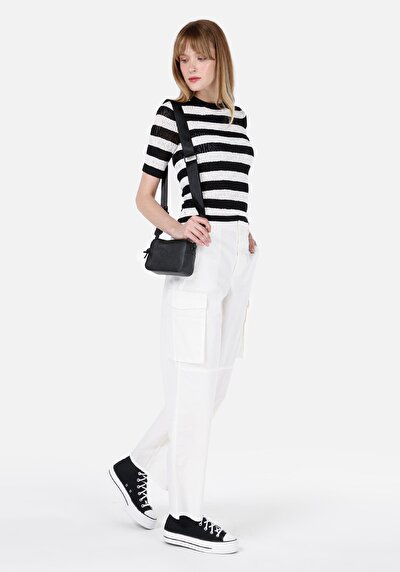 Afficher les détails de Pantalon Blanc Wide Leg High Rise En Uni Regular Fit Femme