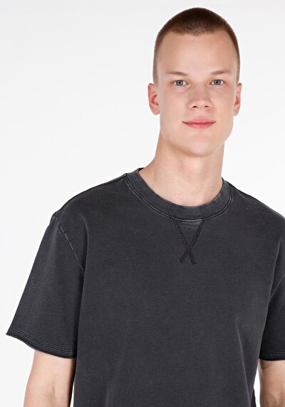 Afficher les détails de T-shirt À Manches Courtes Anthracite Comfort Fit  Homme