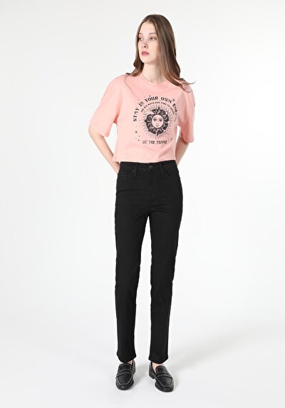 Afficher les détails de 703 Carla Pantalon Denim Straight Leg  En  Slim Fit Femme
