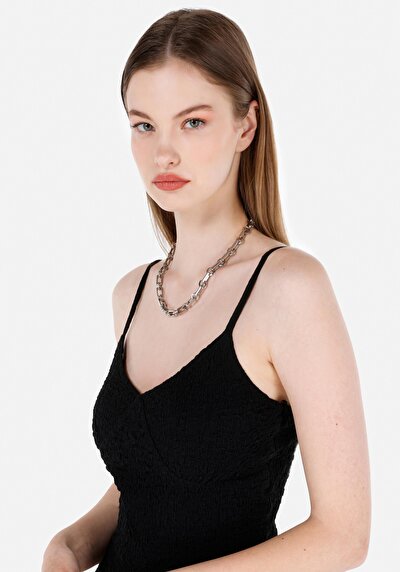 Image de Robe Noir Slim Fit Manches Courtes Mdi Jacquard Femme