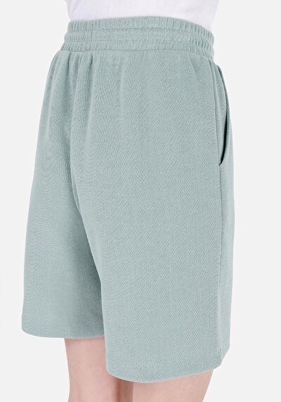Afficher les détails de Short Vert Regular Fit Femme