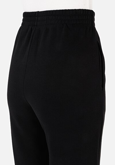 Afficher les détails de Pantalon De Survêtement Noir Regular Fit Femme