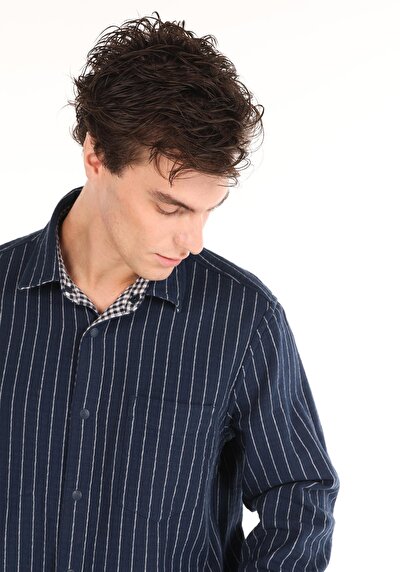 Afficher les détails de Chemise À Manches Longues Marine    Homme