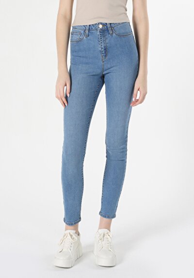 Image de 760 Diana Pantalon Denim Skinny  Leg  En  Super Slim Fit Femme