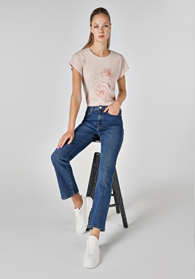 Image de 792 Mila Pantalon Denim Straight Leg En Regular Fit Femme