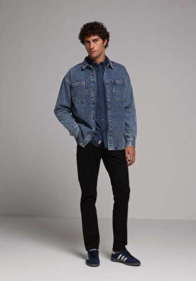 Image de Pantalon Noir Straight Leg Low Rise En Chino Straight Fit Homme