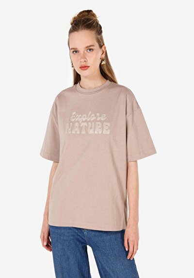 Image de T-shirt À Manches Courtes Comfort Fit Imprimé Femme