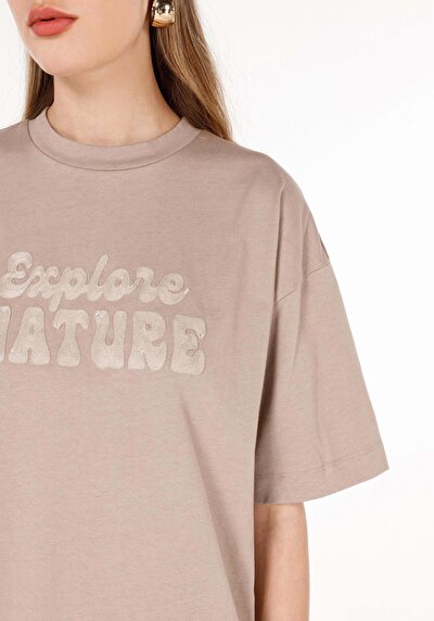 Image de T-shirt À Manches Courtes  Comfort Fit Imprimé Femme