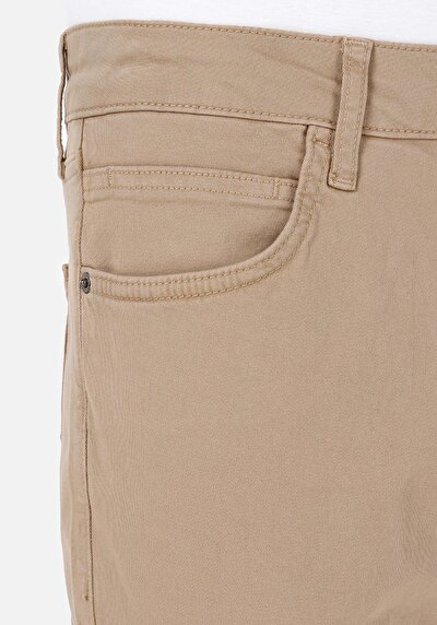 Image de Pantalon Marron Straight Leg Low Rise En Chino Straight Fit Homme