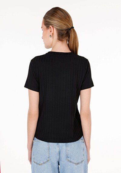 Image de T-shirt À Manches Courtes Noir Regular Fit Droit Femme