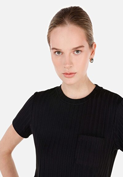 Image de T-shirt À Manches Courtes Noir Regular Fit Droit Femme