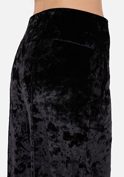 Afficher les détails de Pantalon De Survêtement Noir Regular Fit Femme