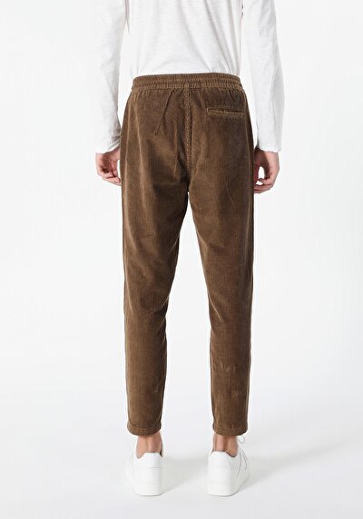 Afficher les détails de Pantalon Marron Düz Paça  En  Regular Fit Homme