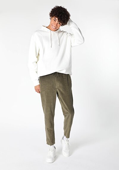 Afficher les détails de Pantalon Kaki Düz Paça  En  Regular Fit Homme