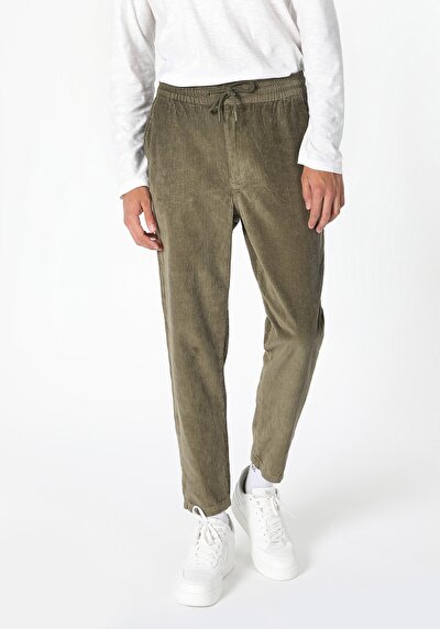 Afficher les détails de Pantalon Kaki Düz Paça  En  Regular Fit Homme