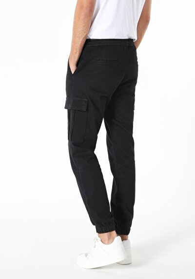 Image de Pantalon Noir Lastikli En Slim Fit Homme