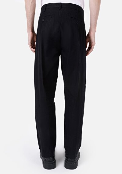 Image de Pantalon Noir Düz Paça Medium Rise En Jacquard Wıde Fit Homme