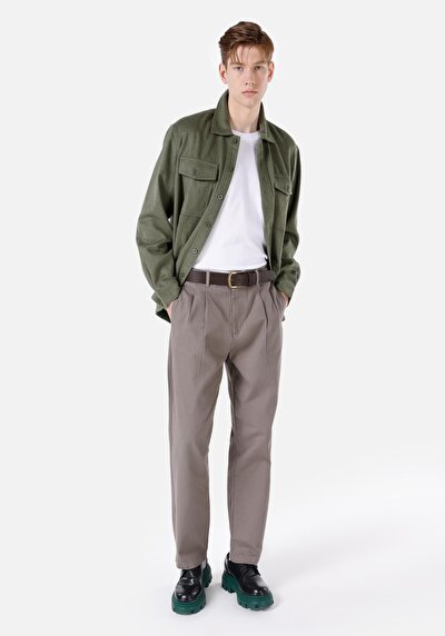 Afficher les détails de Pantalon  Düz Paça Medium Rise En Jacquard Wıde Fit Homme