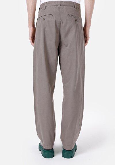 Afficher les détails de Pantalon  Düz Paça Medium Rise En Jacquard Wıde Fit Homme