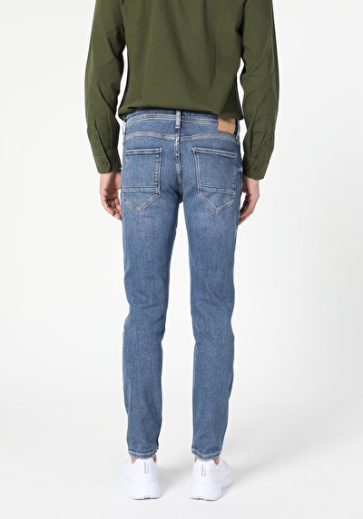 Image de 044 Karl Pantalon Denim Straight Leg En Straight Fit Homme