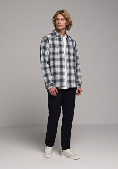Image de Pantalon Marine Straight Leg Medium Rise En Gabardine Slim Fit Homme