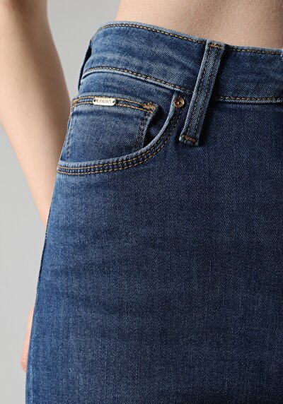 Afficher les détails de 760 Diana Pantalon Bleu   En  Skinny Fit Femme
