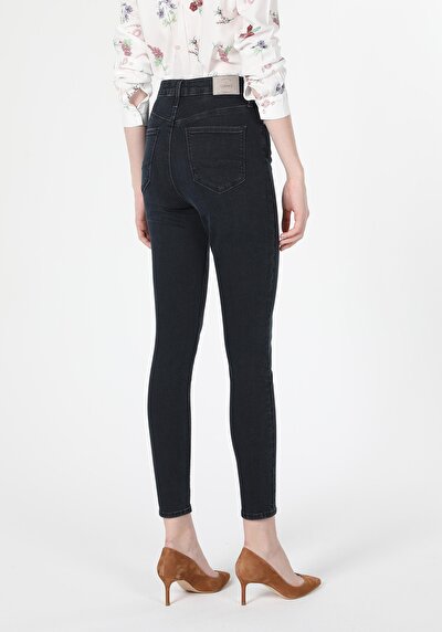 Image de 760 Diana Pantalon Bleu Foncé En Skinny Fit Femme