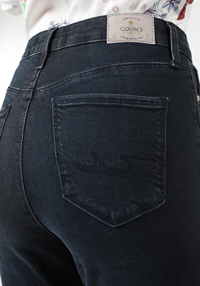 Afficher les détails de 760 Diana Pantalon Bleu Foncé   En  Skinny Fit Femme