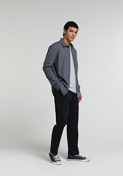 Image de Pantalon Marine Straight Leg Medium Rise En Chino Regular Fit Homme