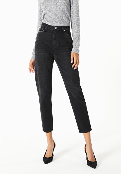 Image de 896  Maria Pantalon Noir Tapered Leg  En  Mom Fit Femme