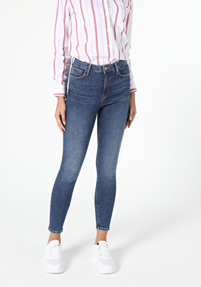Image de 760 Diana Pantalon Denim Skinny Leg En Super Slim Fit Femme