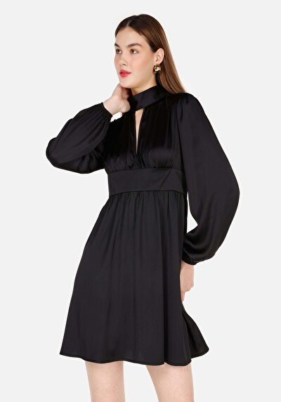 Image de Robe Noir Regular Fit Manches Longues Mini Sergé Femme