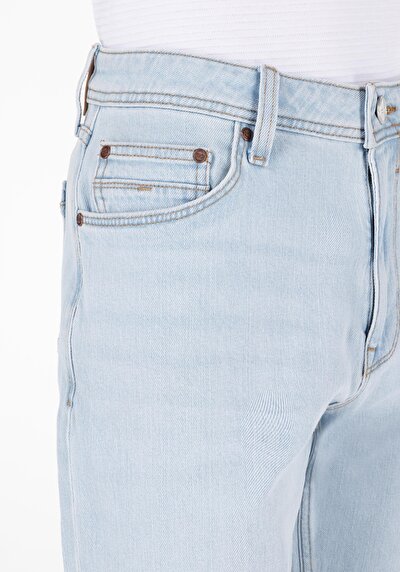 Image de 045 David Pantalon Bleu Straight Leg Medium Rise En Jean Regular Fit Homme