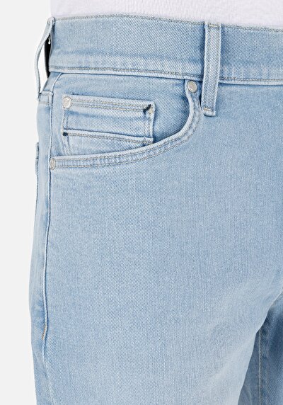 Afficher les détails de Short Bleu Slim Fit Homme