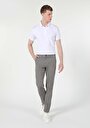 thumb-Afficher les détails de Pantalon Gris Straight Leg Medium Rise En Chino Regular Fit Homme